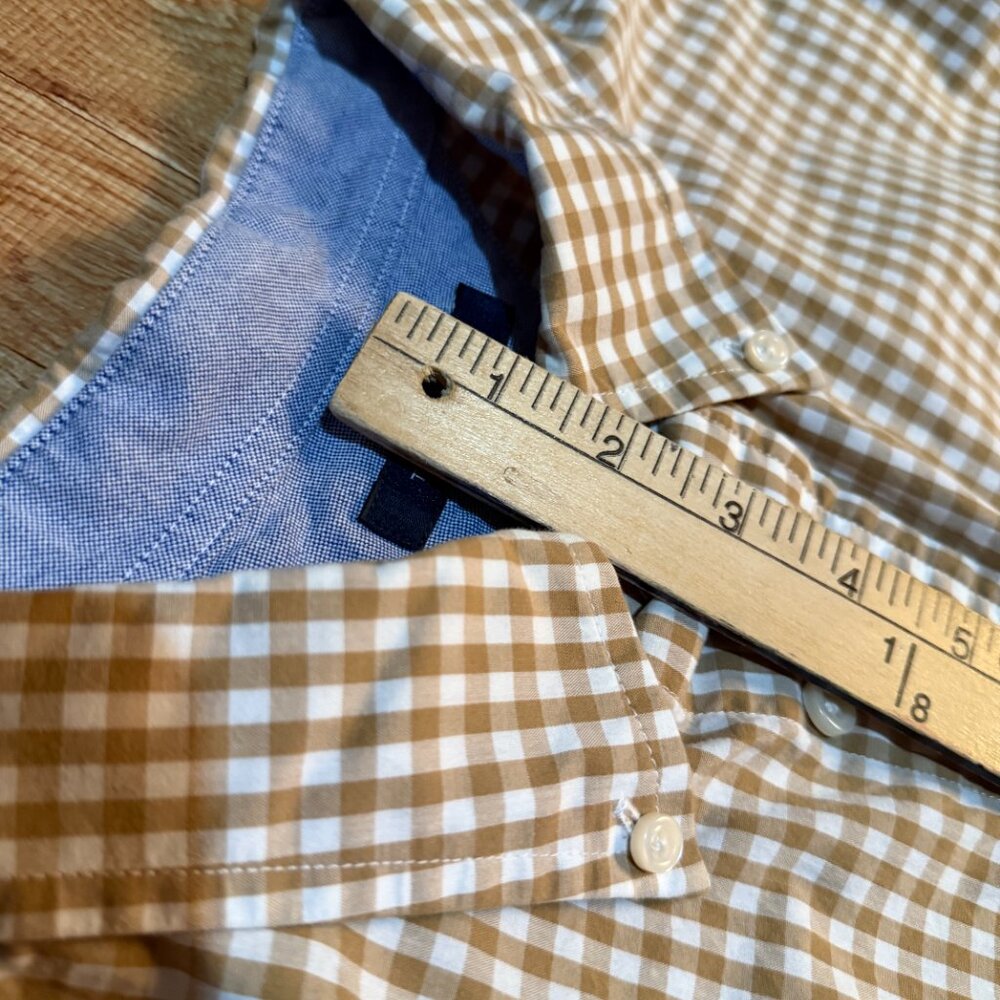 Tommy Hilfiger Men’s XL Classic Fit Gingham Button Down Tan White - Picture 11 of 11